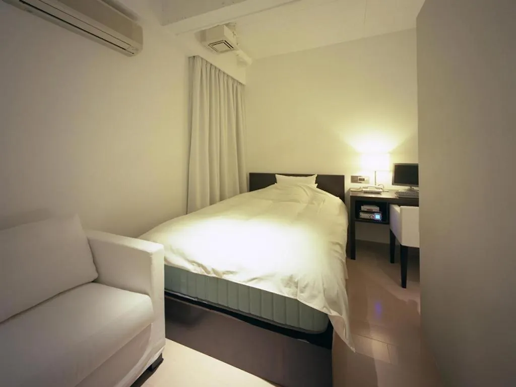 **  Hotel The Grandee Shinsaibashi Osaka Japan