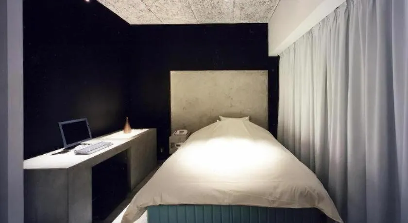Hotel The Grandee Shinsaibashi Osaka 2*,